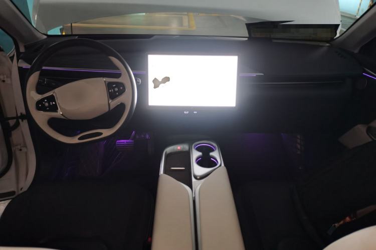 Used ARCFOX Alpha T5 2025 520 MAX Center Console