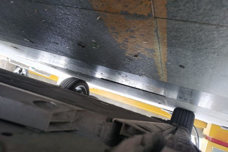 Used ARCFOX Alpha T5 2025 520 PRO Chassis Front Right