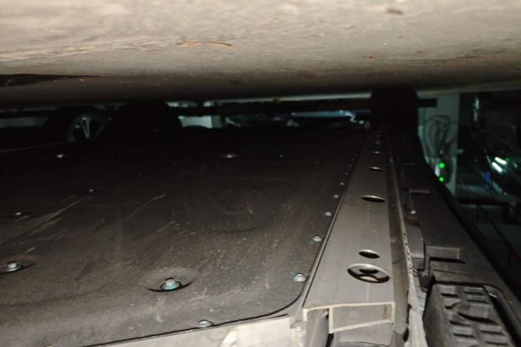 Used ARCFOX Alpha T5 2025 520 MAX Chassis Front Right