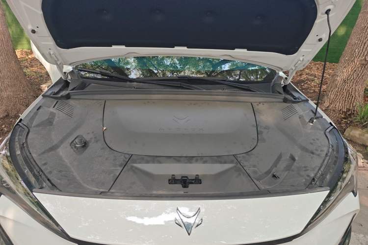 Used ARCFOX Alpha T5 2025 520 PRO Engine Bay