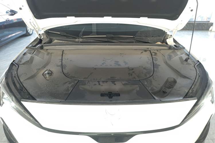 Used ARCFOX Alpha T5 2025 520 PRO Engine Bay
