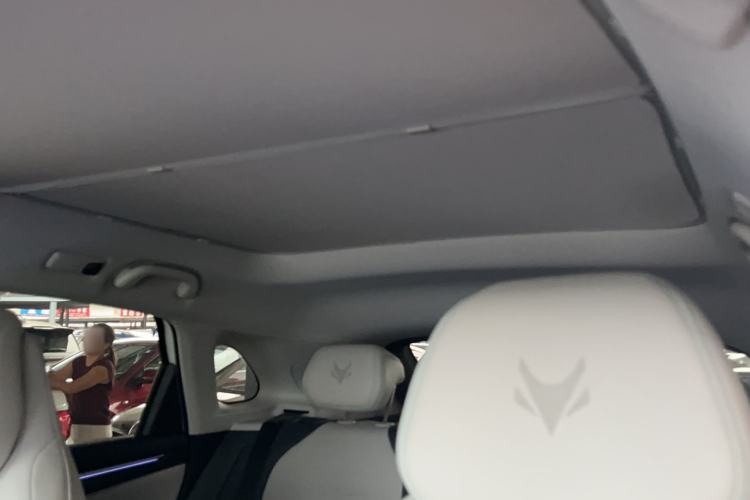 Used ARCFOX Alpha T5 2025 520 MAX Headliner