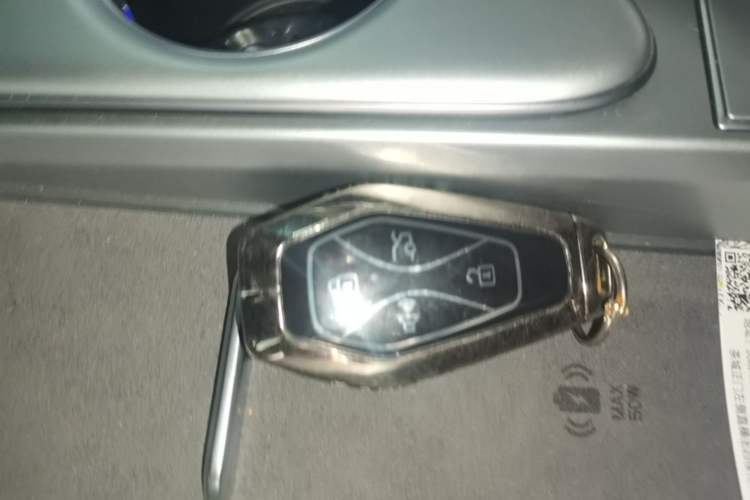 Used ARCFOX Alpha T5 2025 520 MAX Interior 1