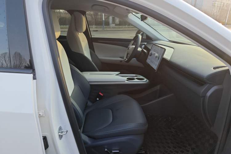 Used ARCFOX Alpha T5 2025 630 Shenxing Edition Interior 10