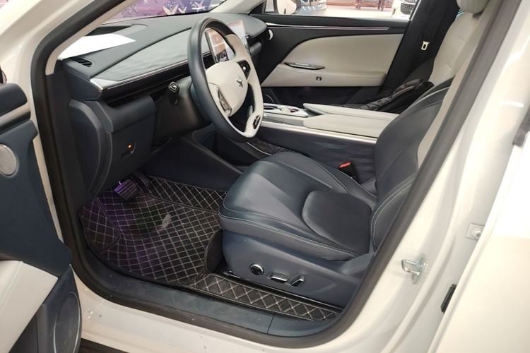 Used ARCFOX Alpha T5 2025 520 MAX Left Front Seat