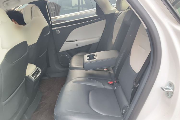 Used ARCFOX Alpha T5 2025 520 PRO Left Rear Seat