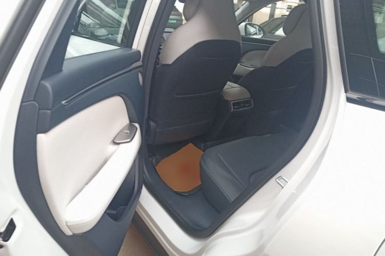 Used ARCFOX Alpha T5 2025 520 PRO Left Rear Seat