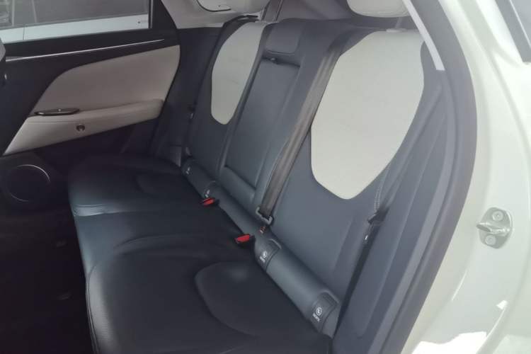 Used ARCFOX Alpha T5 2025 520 PRO Left Rear Seat