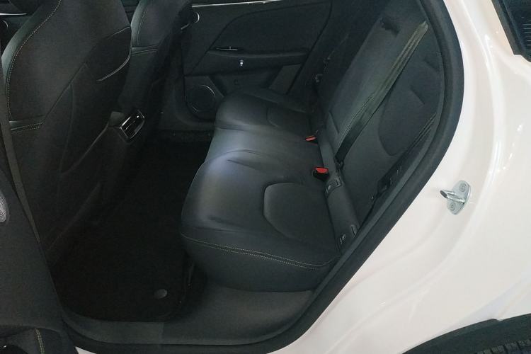 Used ARCFOX Alpha T5 2025 520 PRO Left Rear Seat