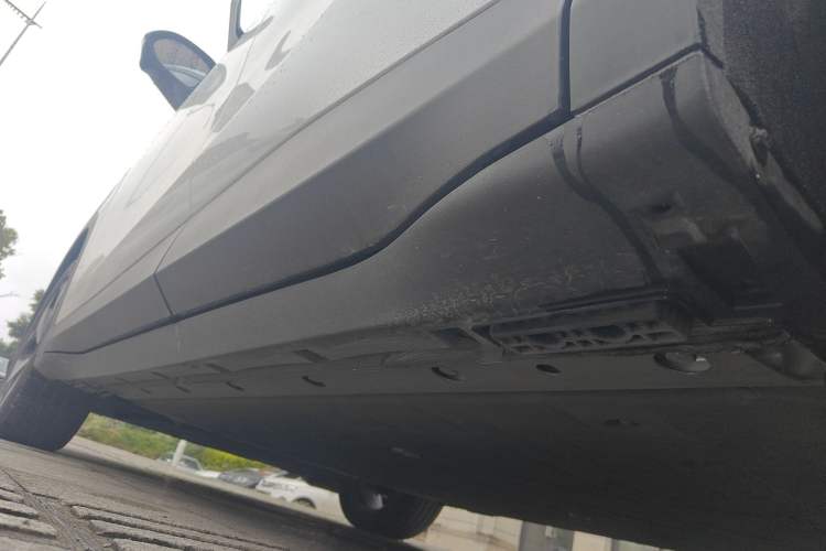 Used ARCFOX Alpha T5 2025 520 PRO Left Side Sill
