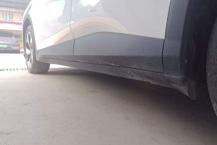 Used ARCFOX Alpha T5 2025 520 PRO Left Side Sill
