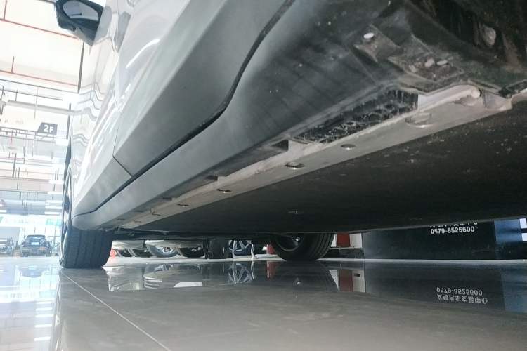 Used ARCFOX Alpha T5 2025 520 PRO Left Side Sill