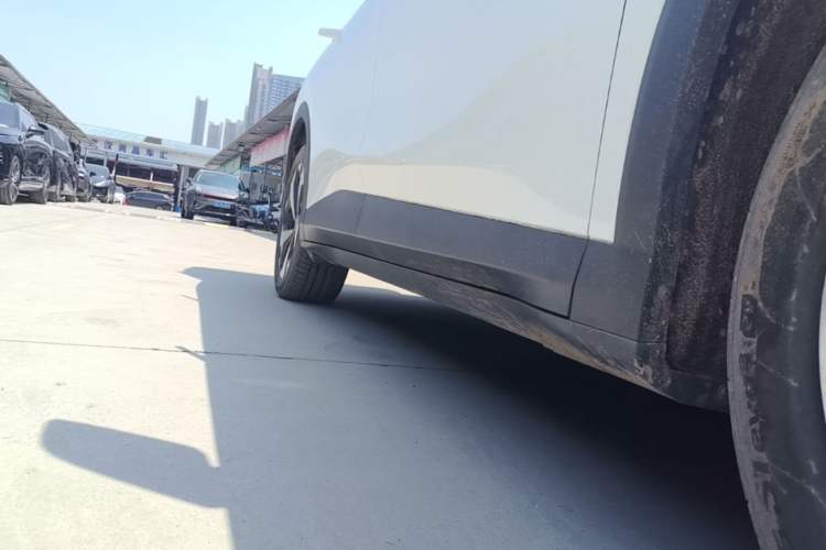 Used ARCFOX Alpha T5 2025 520 PRO Right Side Sill
