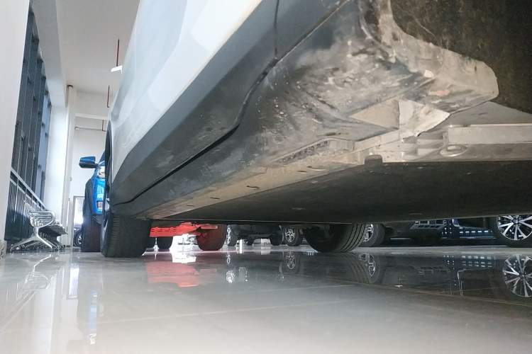 Used ARCFOX Alpha T5 2025 520 PRO Right Side Sill