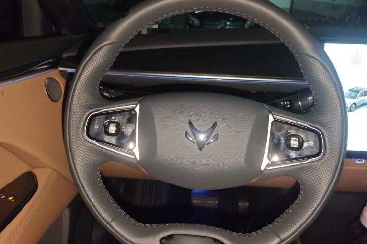 Used ARCFOX Alpha T5 2025 520 MAX Steering Wheel