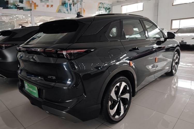 Used ARCFOX Alpha T5 2026 Model Range-Extended 1215 Yuanjing Smart Driving Version Rear Right 45 Deg