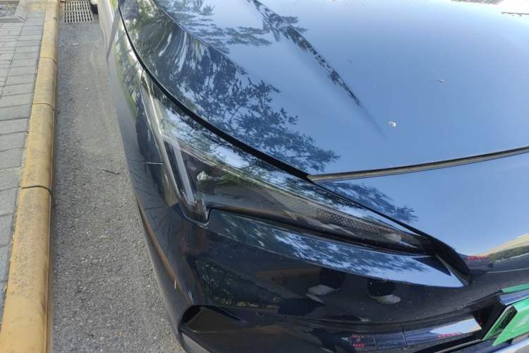 Used ARCFOX Alpha T5 2026 Model Pure Electric 560 Intelligent Enjoyment Version Right Front Headlight