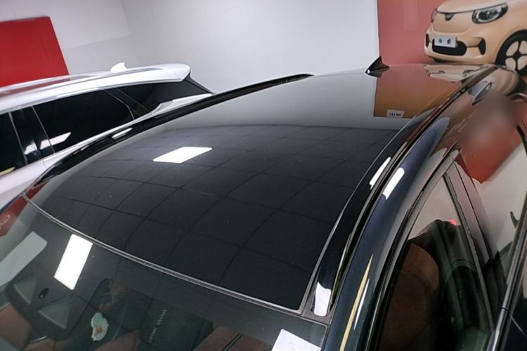 Used ARCFOX Alpha T5 2026 Model Range-Extended 1215 Yuanjing Smart Driving Version Roof