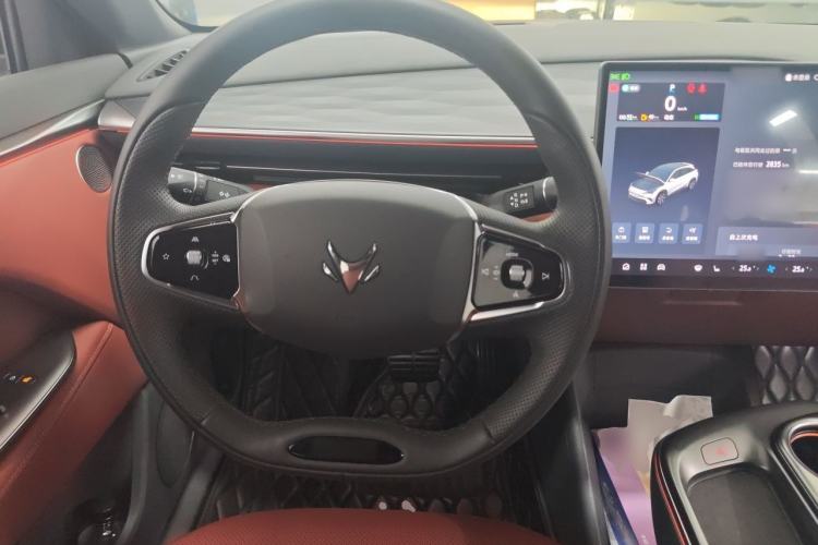 Used ARCFOX Alpha T5 2026 Model Range-Extended 1215 Yuanjing Smart Driving Version Steering Wheel