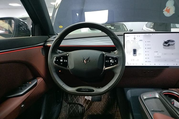 Used ARCFOX Alpha T5 2026 Model Range-Extended 1215 Yuanjing Smart Driving Version Steering Wheel