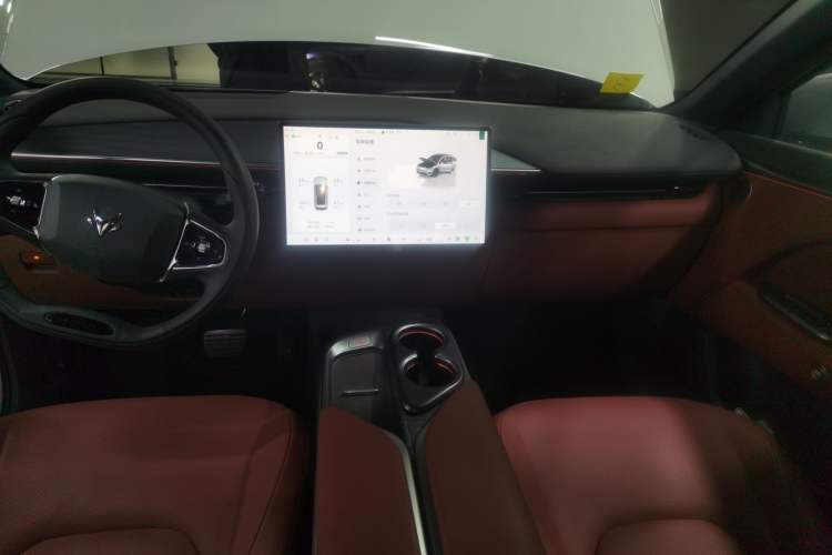 Used ARCFOX Alpha T5 2026 Model Range-Extended 1215 Yuanjing Smart Driving Version Audio And AC Panel
