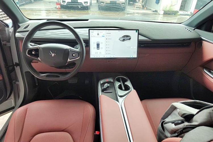 Used ARCFOX Alpha T5 2026 Model Pure Electric 560 Intelligent Enjoyment Version Center Console