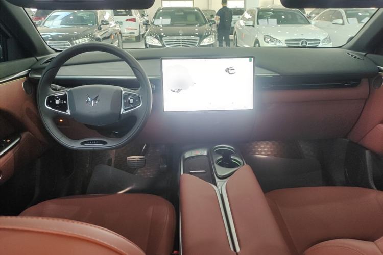 Used ARCFOX Alpha T5 2026 Model Range-Extended 1215 Yuanjing Smart Driving Version Center Console