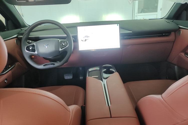 Used ARCFOX Alpha T5 2026 Model Pure Electric 560 Intelligent Enjoyment Version Center Console