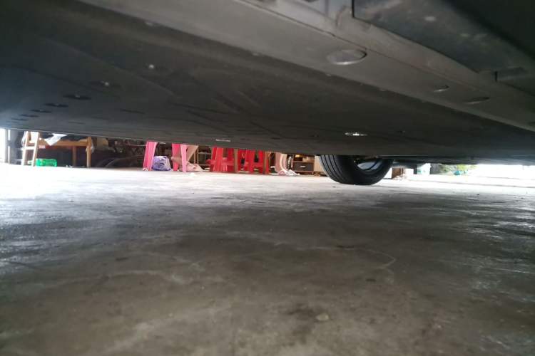 Used ARCFOX Alpha T5 2026 Model Pure Electric 560 Yuanjing Smart Driving Version Chassis Rear Right