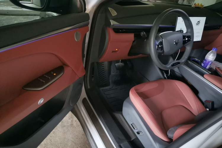 Used ARCFOX Alpha T5 2026 Model Pure Electric 560 Yuanjing Smart Driving Version Driver Seat