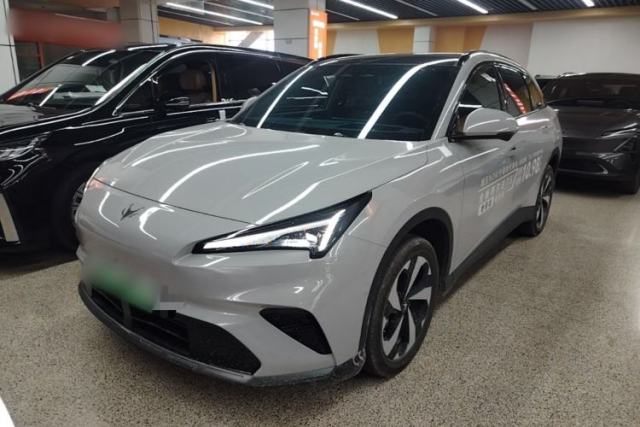 Used ARCFOX Alpha T5 2026 Model Pure Electric 705 Yuanjing Smart Driving Version