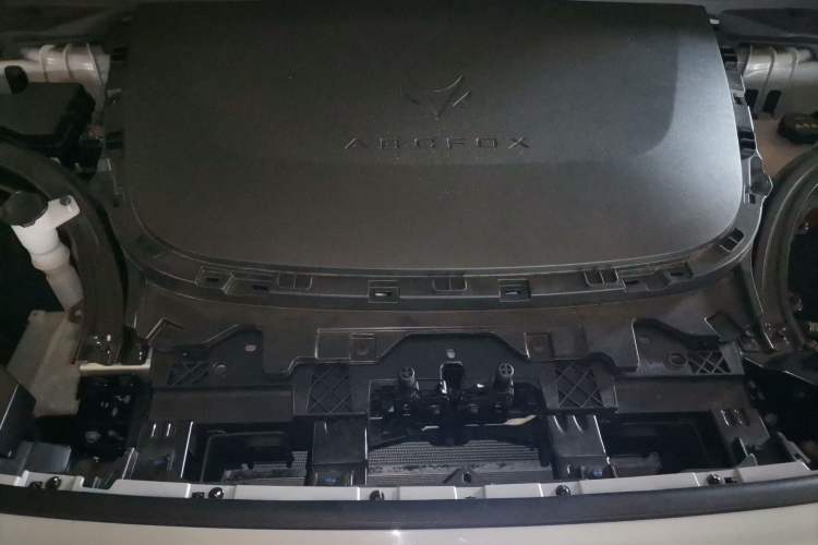 Used ARCFOX Alpha T5 2026 Model Pure Electric 560 Yuanjing Smart Driving Version Engine Bay