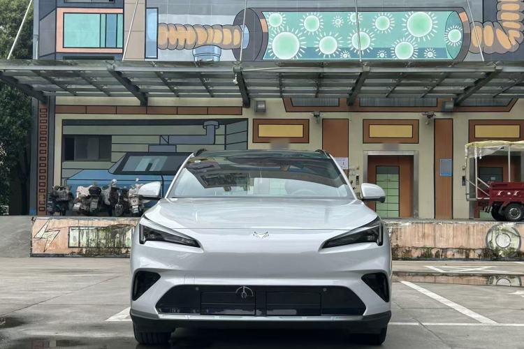 Used ARCFOX Alpha T5 2026 Model Range-Extended 1215 Yuanjing Smart Driving Version Exterior 3