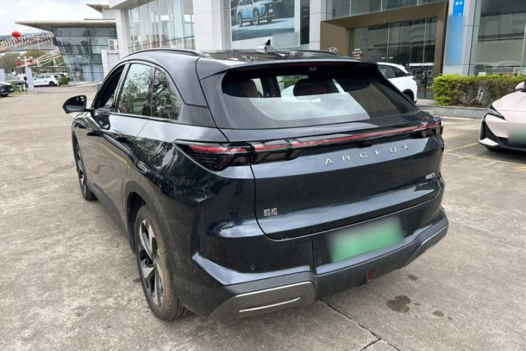 Used ARCFOX Alpha T5 2026 Model Pure Electric 660 Yuanjing Divine Driving Version Exterior 5