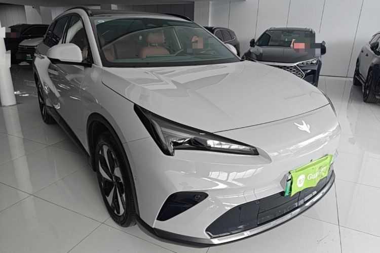 Used ARCFOX Alpha T5 2026 Model Range-Extended 1215 Yuanjing Smart Driving Version Front Right 45 Deg