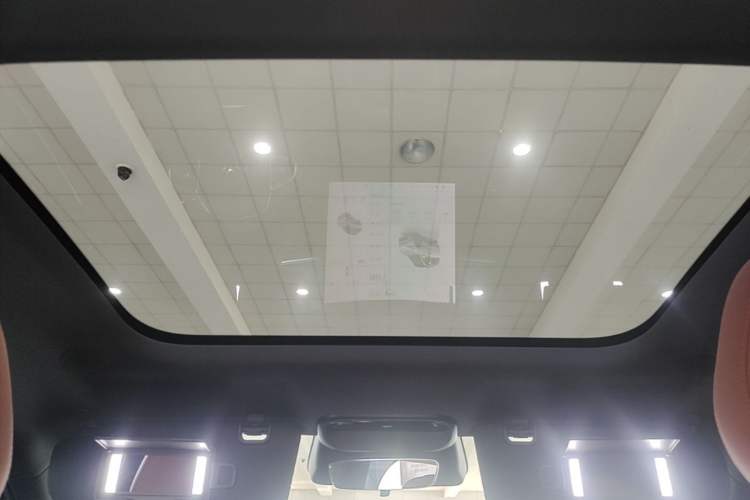 Used ARCFOX Alpha T5 2026 Model Range-Extended 1215 Yuanjing Smart Driving Version Headliner