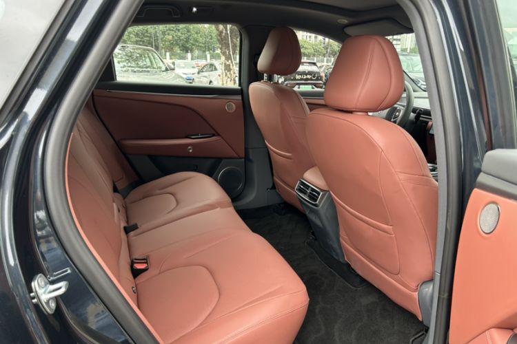 Used ARCFOX Alpha T5 2026 Model Pure Electric 660 Yuanjing Divine Driving Version Interior 9