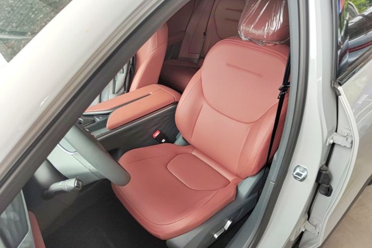 Used ARCFOX Alpha T5 2026 Model Pure Electric 560 Intelligent Enjoyment Version Left Front Seat