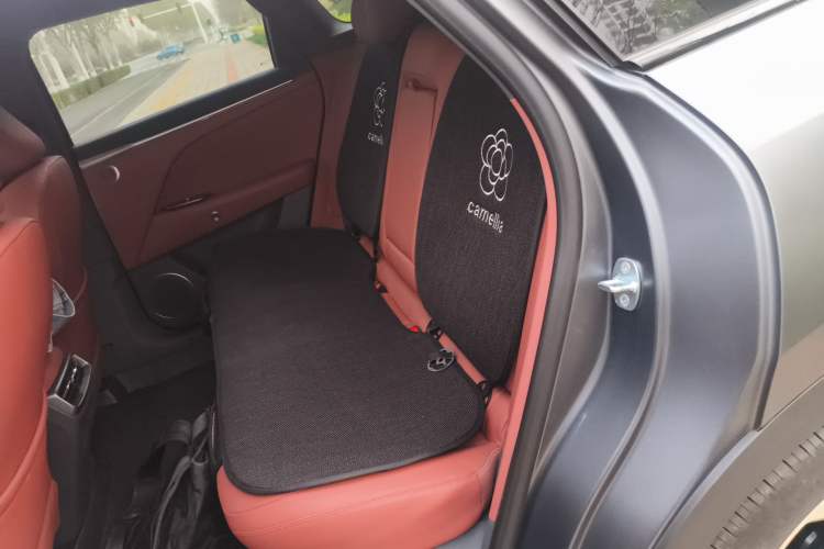Used ARCFOX Alpha T5 2026 Model Pure Electric 560 Intelligent Enjoyment Version Left Rear Seat