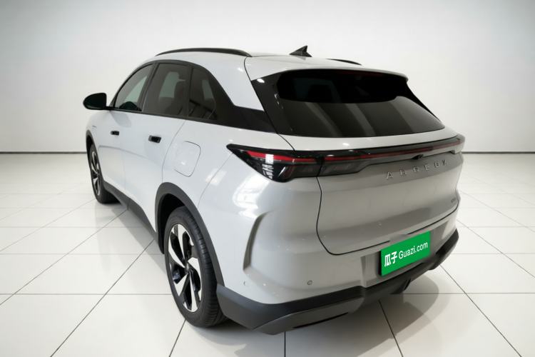 Used ARCFOX Alpha T5 2026 Model Pure Electric 560 Yuanjing Smart Driving Version Rear Left 45 Deg