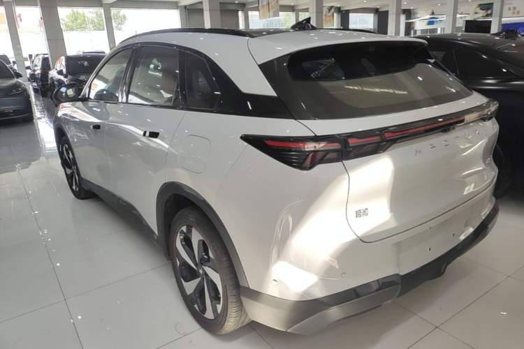 Used ARCFOX Alpha T5 2026 Model Range-Extended 1215 Yuanjing Smart Driving Version Rear Left 45 Deg