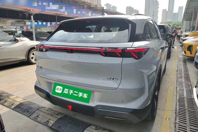 Used ARCFOX Alpha T5 2026 Model Range-Extended 1215 Yuanjing Smart Driving Version Rear Right 45 Deg