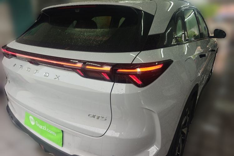 Used ARCFOX Alpha T5 2026 Model Range-Extended 1215 Yuanjing Smart Driving Version Rear Right 45 Deg