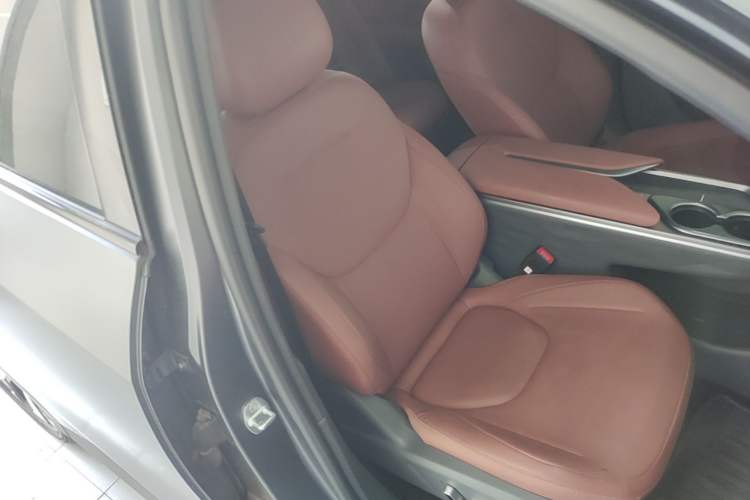 Used ARCFOX Alpha T5 2026 Model Pure Electric 560 Intelligent Enjoyment Version Right Front Seat