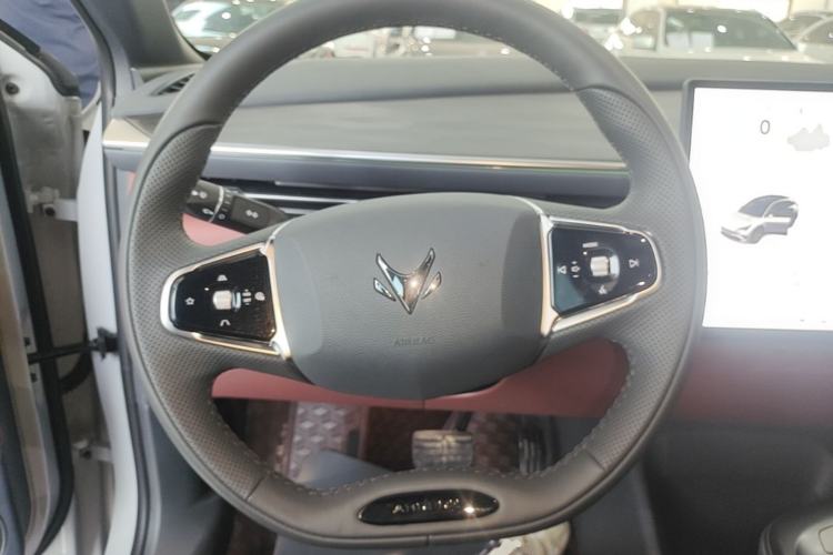 Used ARCFOX Alpha T5 2026 Model Range-Extended 1215 Yuanjing Smart Driving Version Steering Wheel