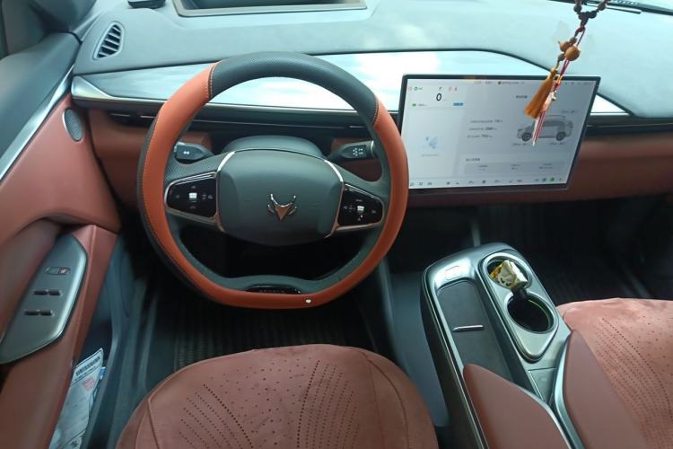 Used ARCFOX Alpha T5 2026 Model Pure Electric 560 Yuanjing Smart Driving Version Steering Wheel
