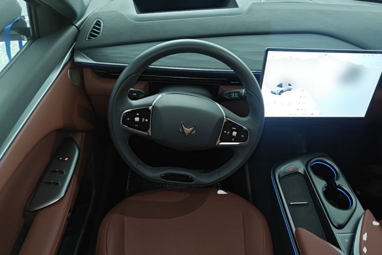 Used ARCFOX Alpha T5 2026 Model Range-Extended 1215 Yuanjing Smart Driving Version Steering Wheel