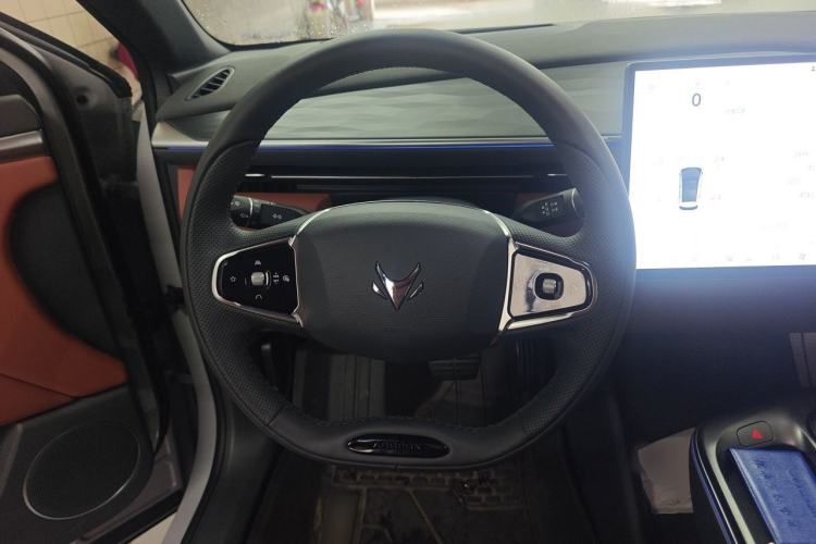 Used ARCFOX Alpha T5 2026 Model Range-Extended 1215 Yuanjing Smart Driving Version Steering Wheel
