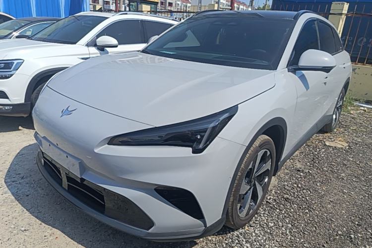 ARCFOX Alpha T5 2026 Model Range-Extended 1215 Yuanjing Smart Driving Version