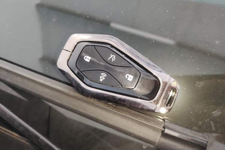 Used ARCFOX Alpha T5 2026 Model Pure Electric 560 Intelligent Enjoyment Version Vehicle Key